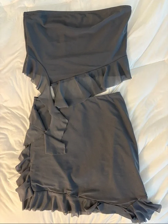 Blue/Grey Ruffle Set - Picture 2 of 4